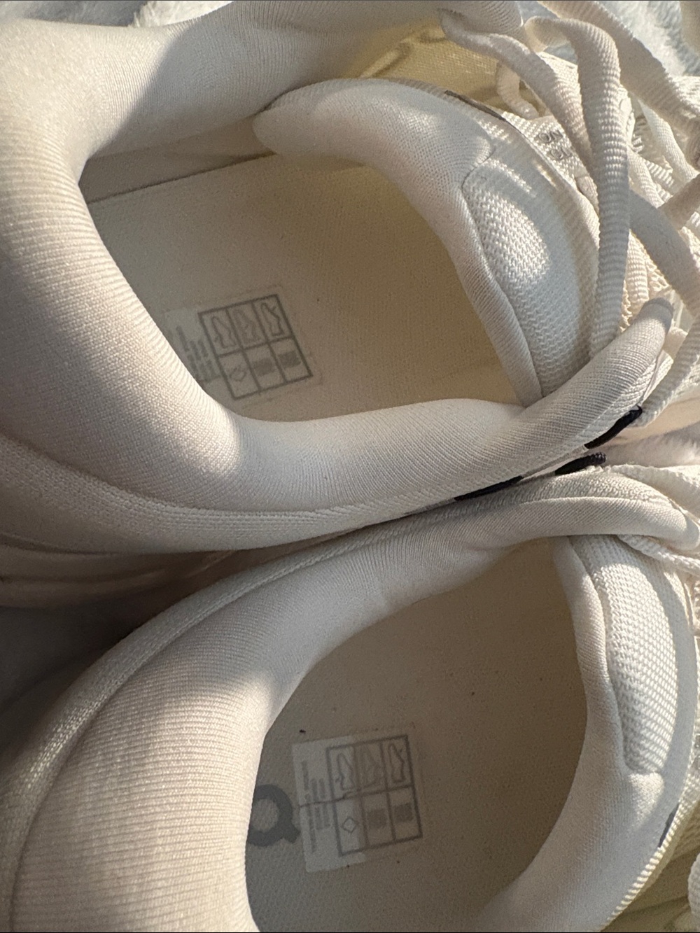 On Running Women's Size W11 Sneakers - Picture 8 of 10